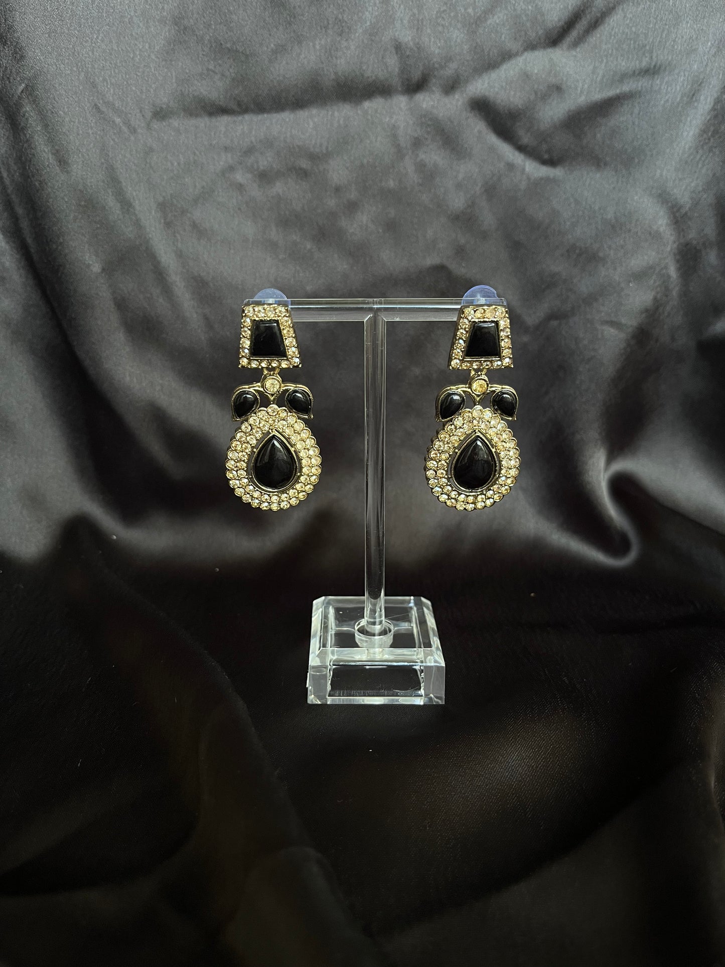 Jyoti (black)