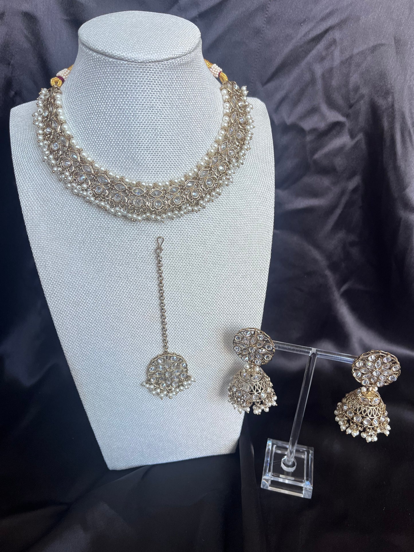 Zara (gold & silver)