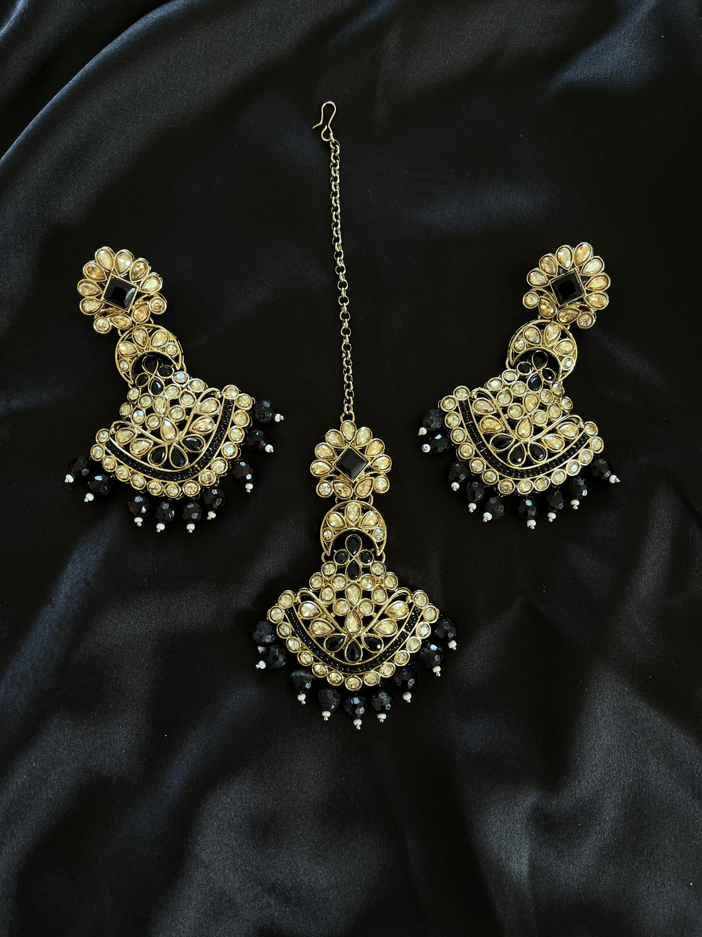 Neelam (black)