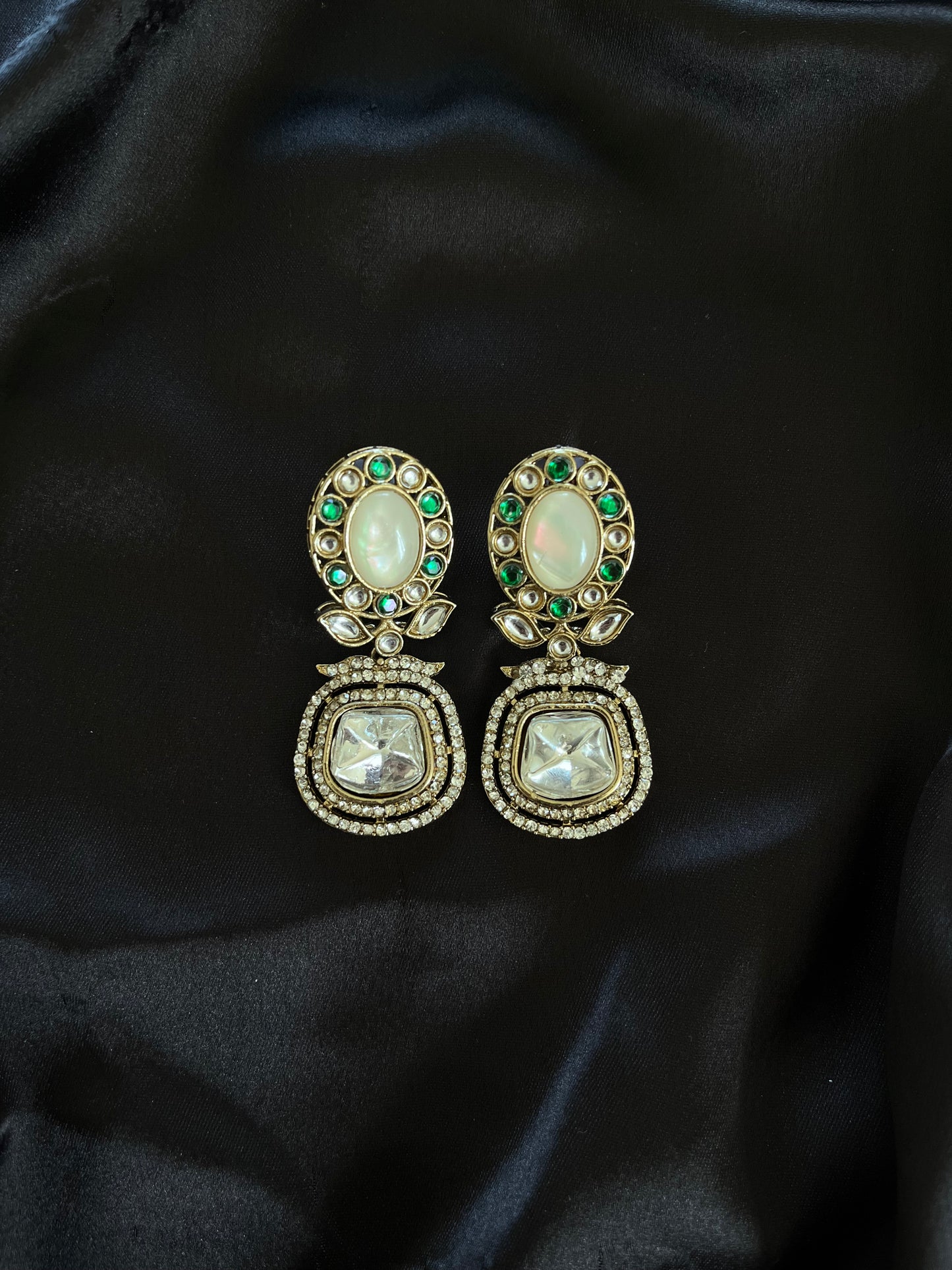 Ria (green)